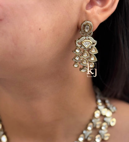 Venzi necklace set