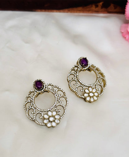 Laghuvi Earrings set