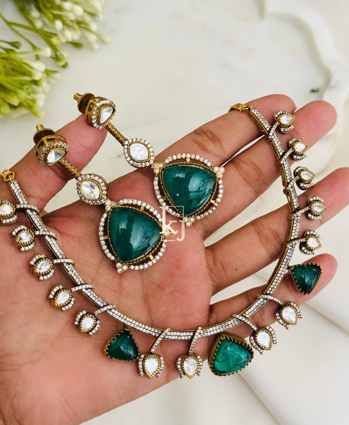 Crena necklace set