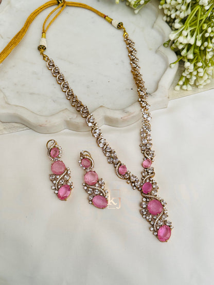 Valentina necklace set