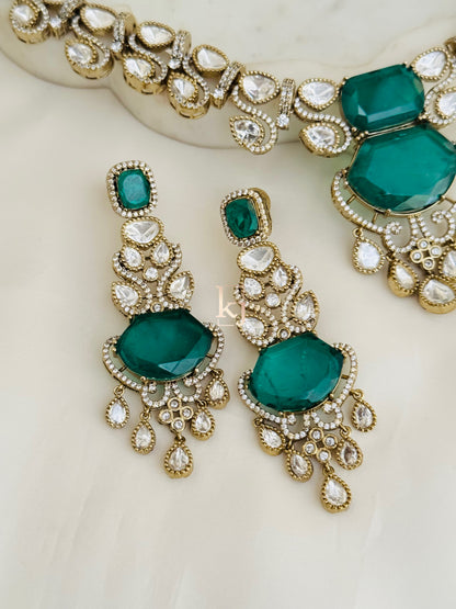 Myron Necklace set