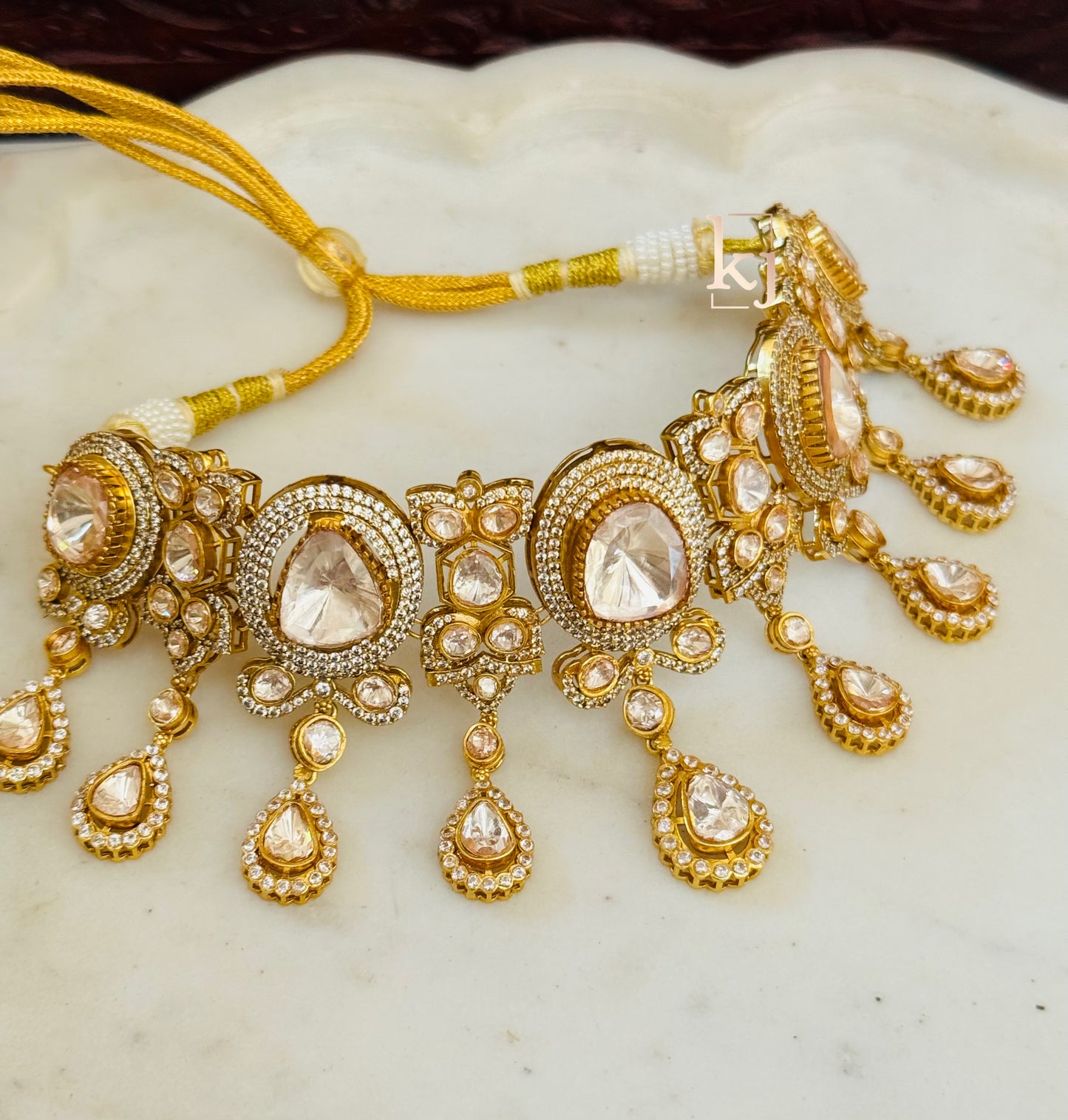 Sarai choker set