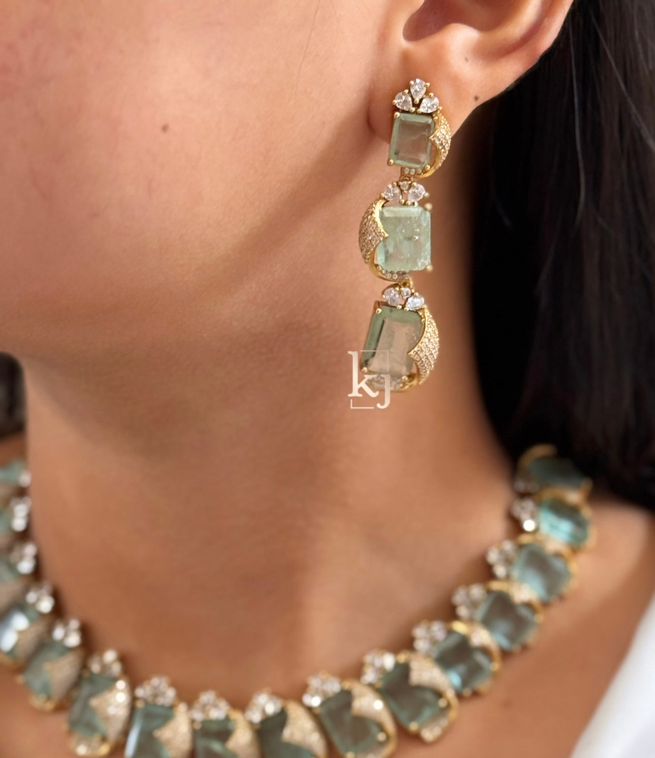 Yaani necklace set