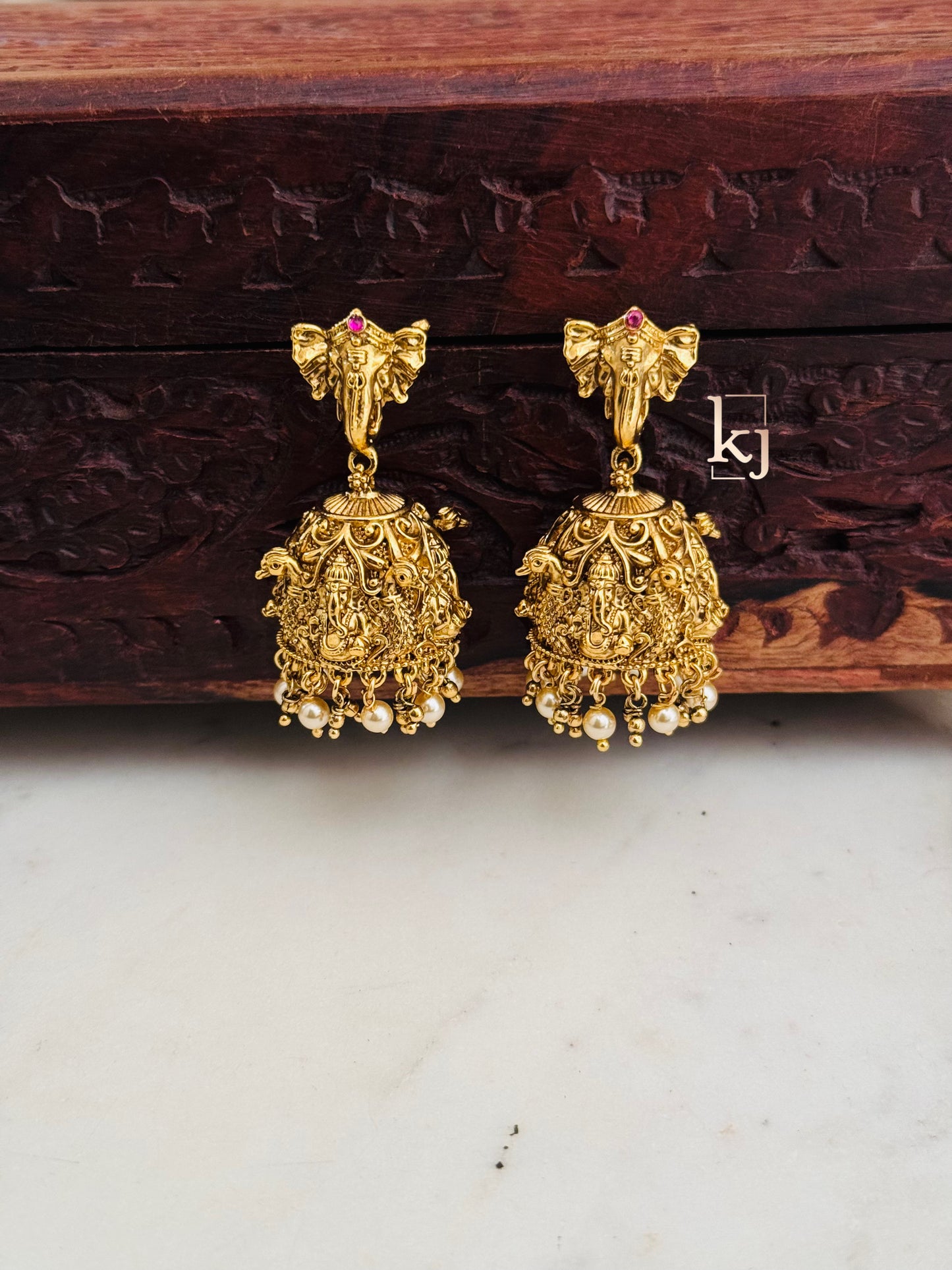 Aaradhana pendant set