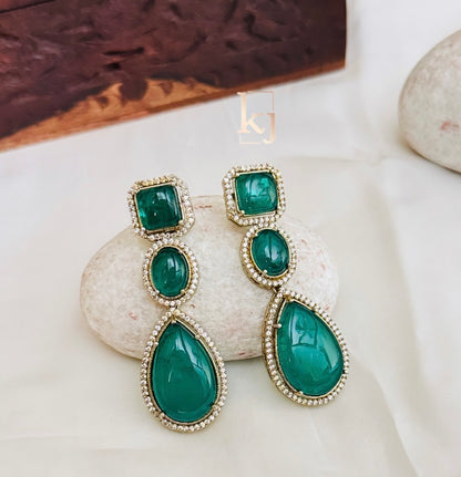 Mia Earrings set