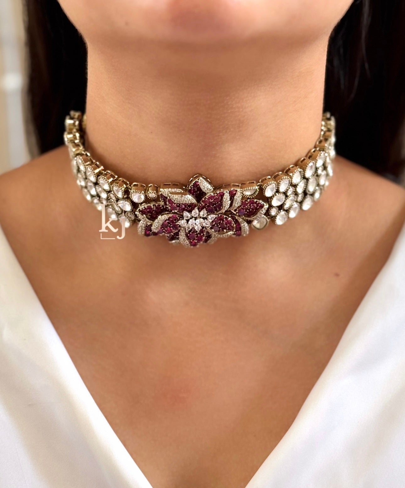 Petal choker set