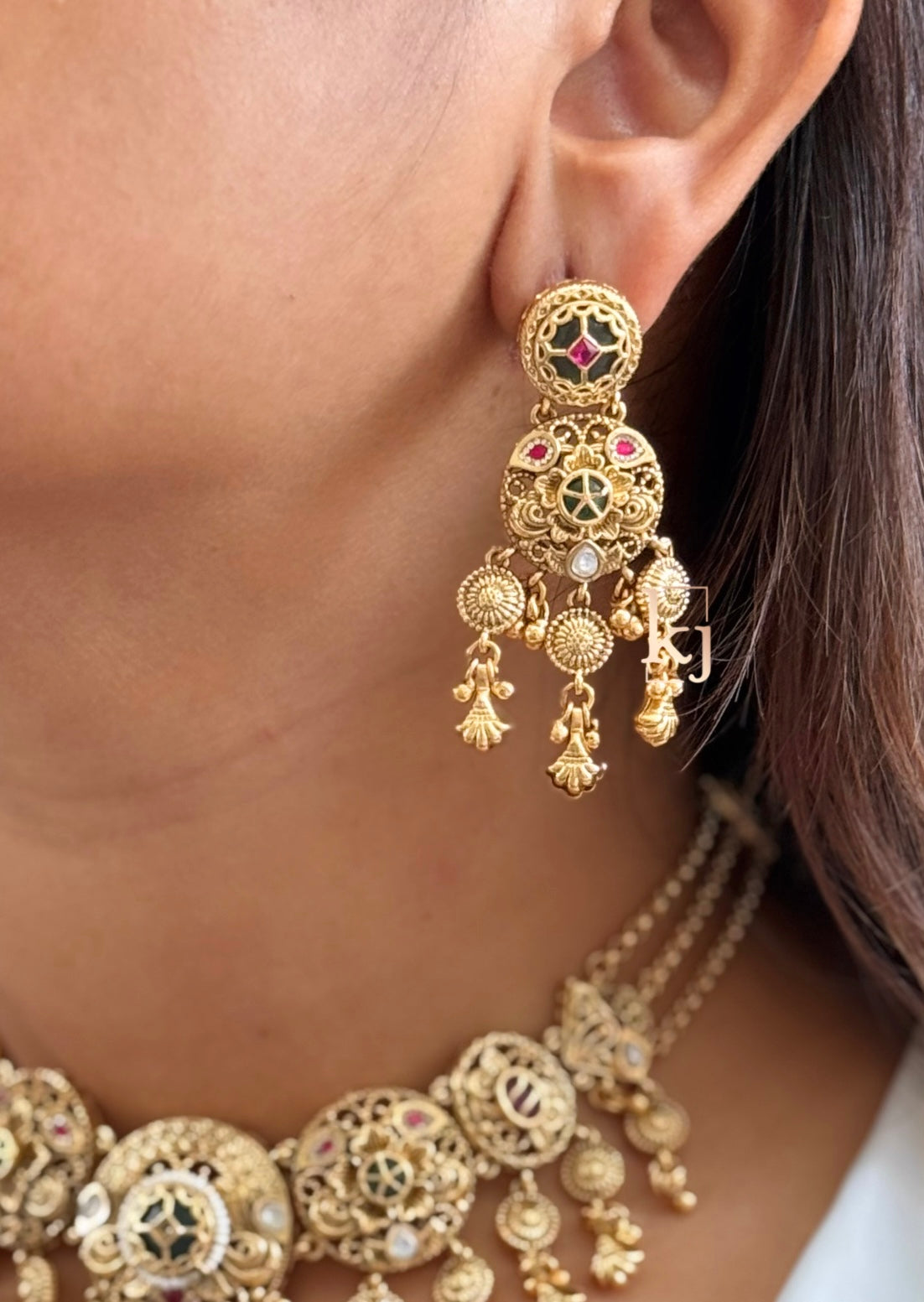 Thrushi necklace set