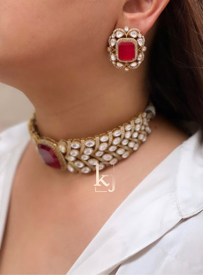 Anaya Choker set