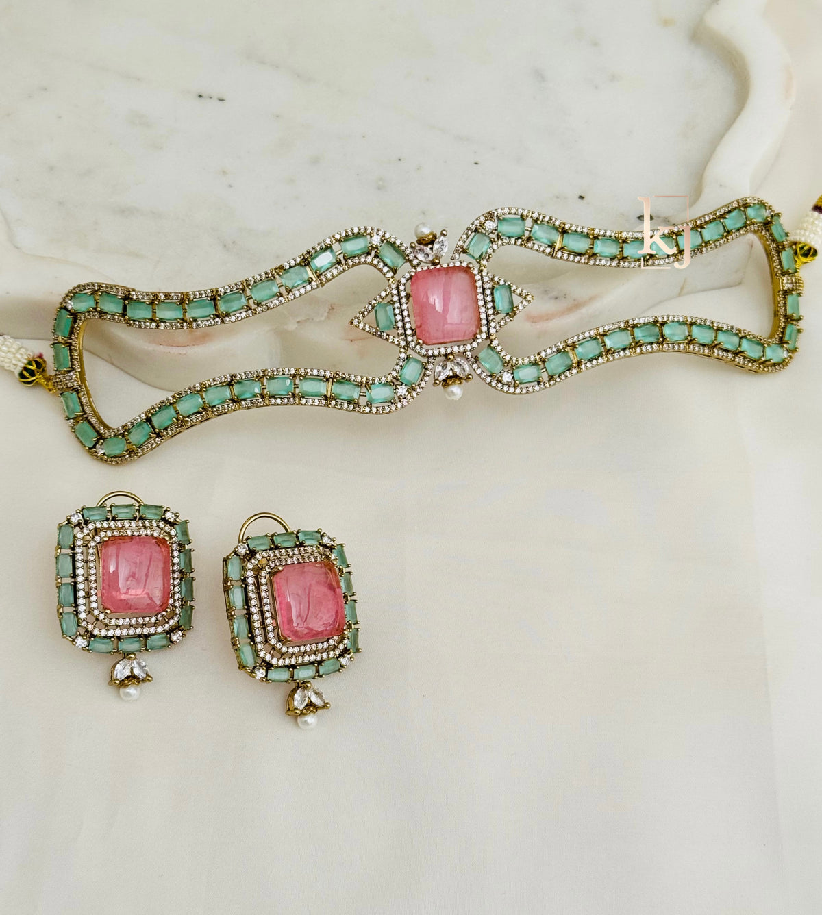 Lyra choker set