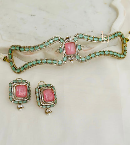 Lyra choker set