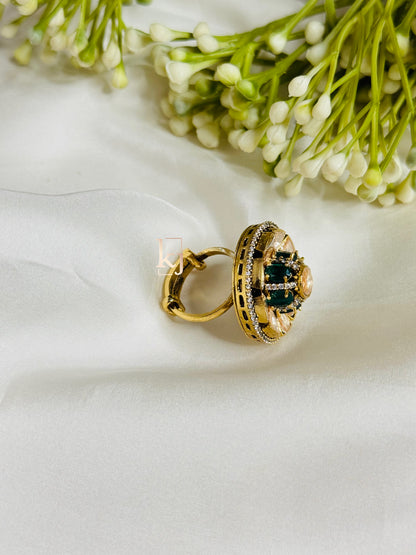 Una ring