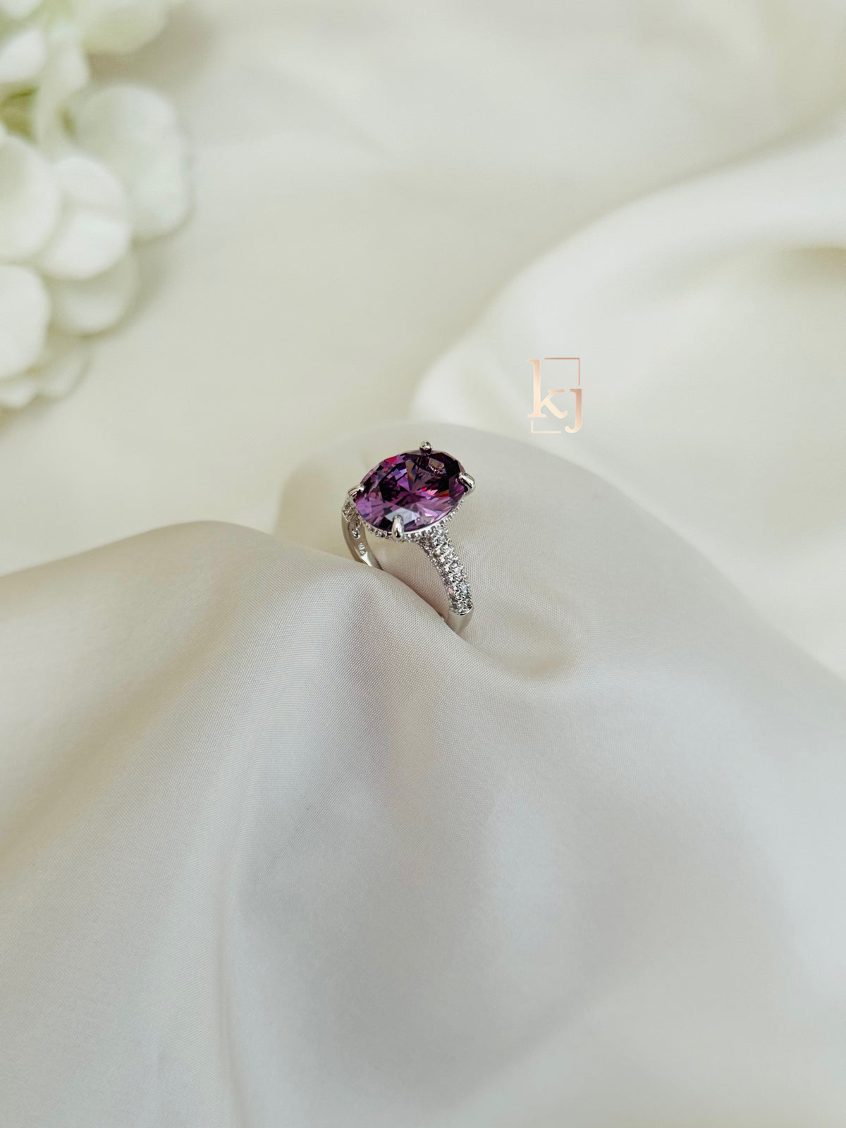 Carwen ring