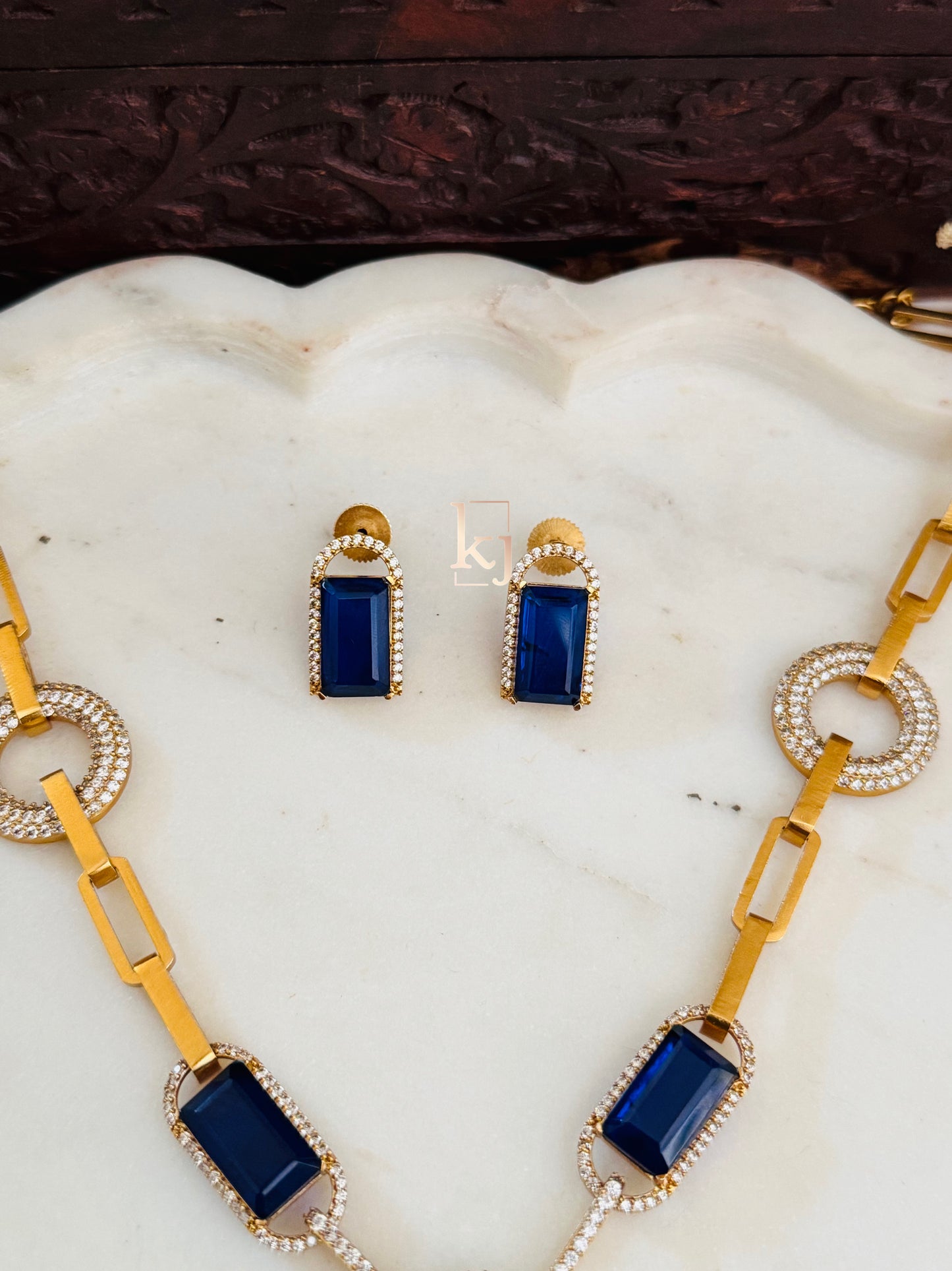 Finley necklace set
