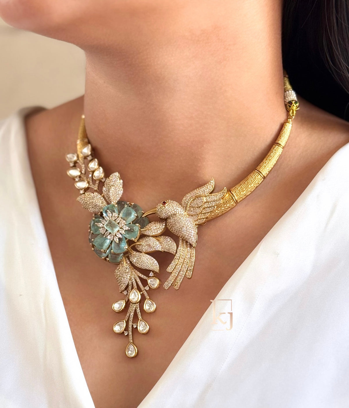 Shriyv necklace set