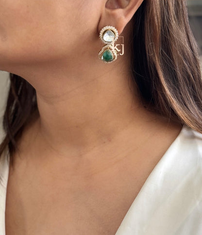 Aanam pendant set