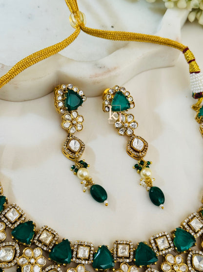 Kinzi necklace set