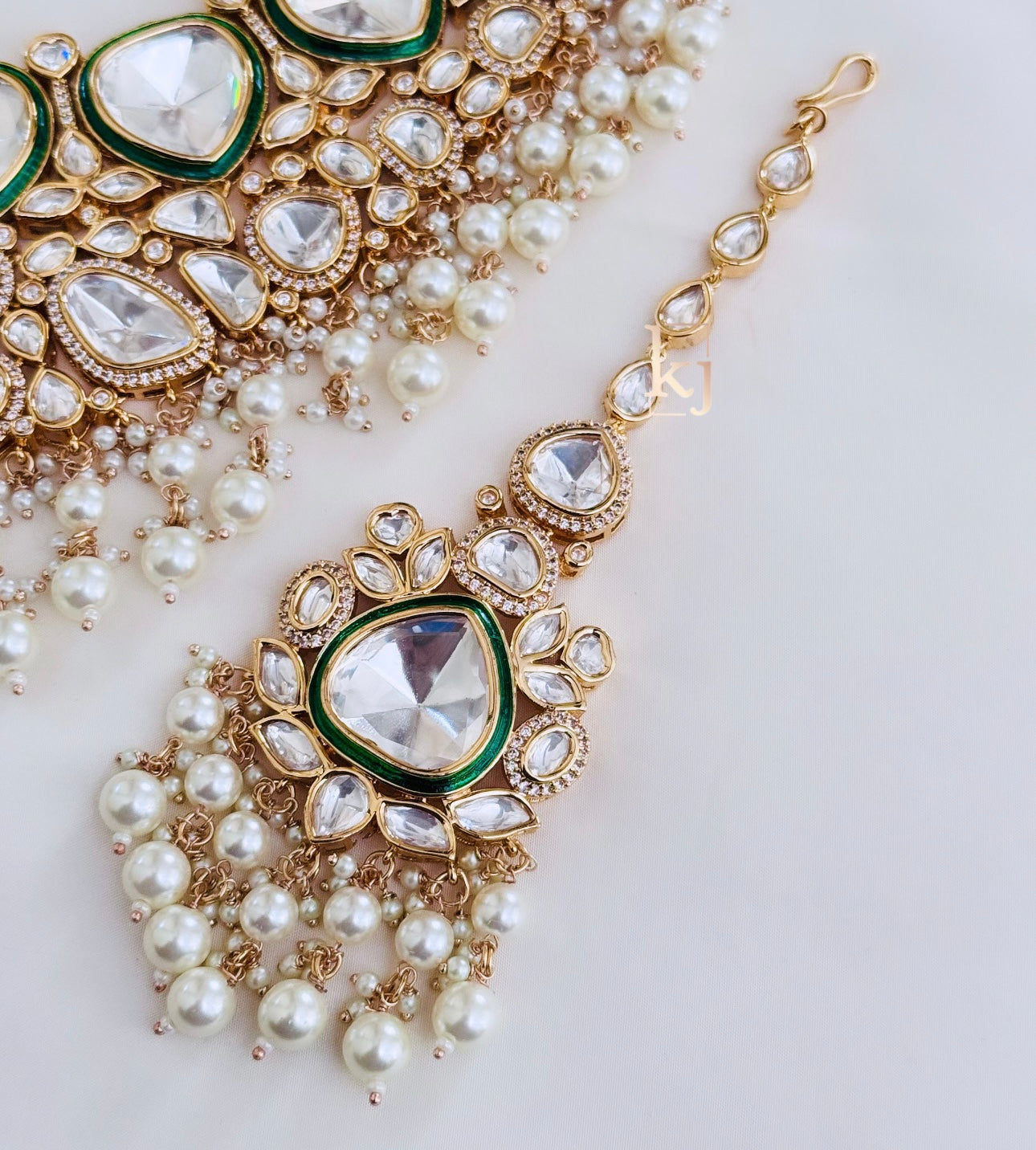 Beatrix Necklace set