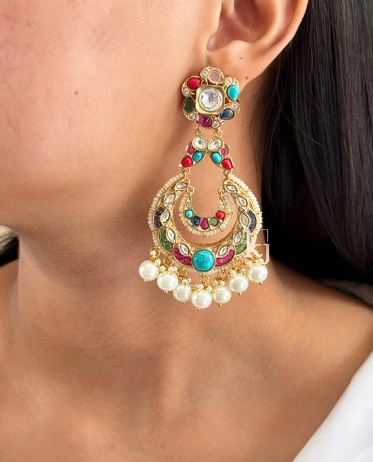 Tashiv earrings set