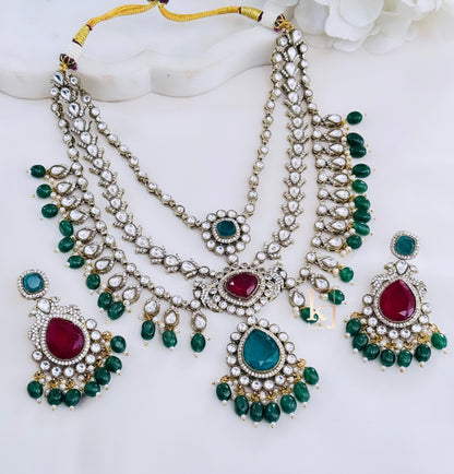 Hezal necklace set