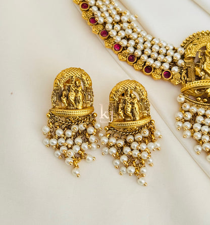 Vrisha necklace set