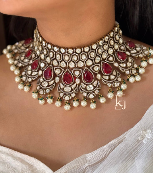 Belle choker set