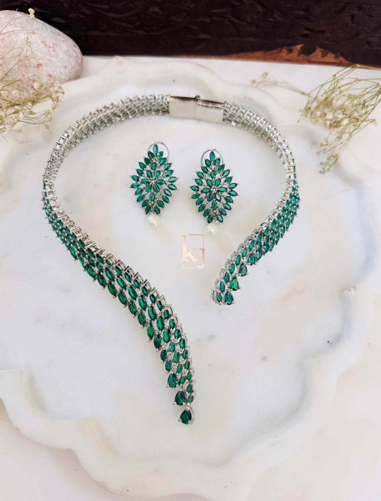 Onyx necklace set