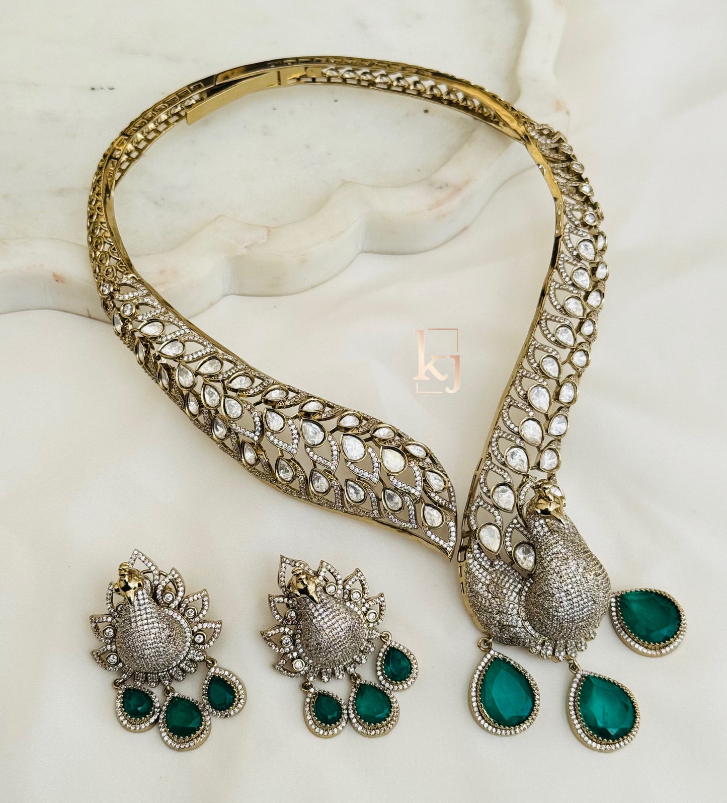 Niraka necklace set