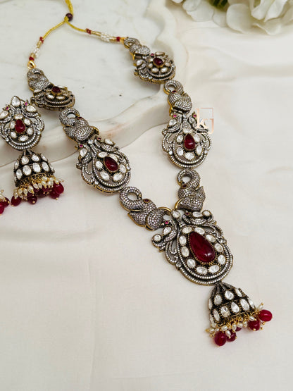 Rowan necklace set