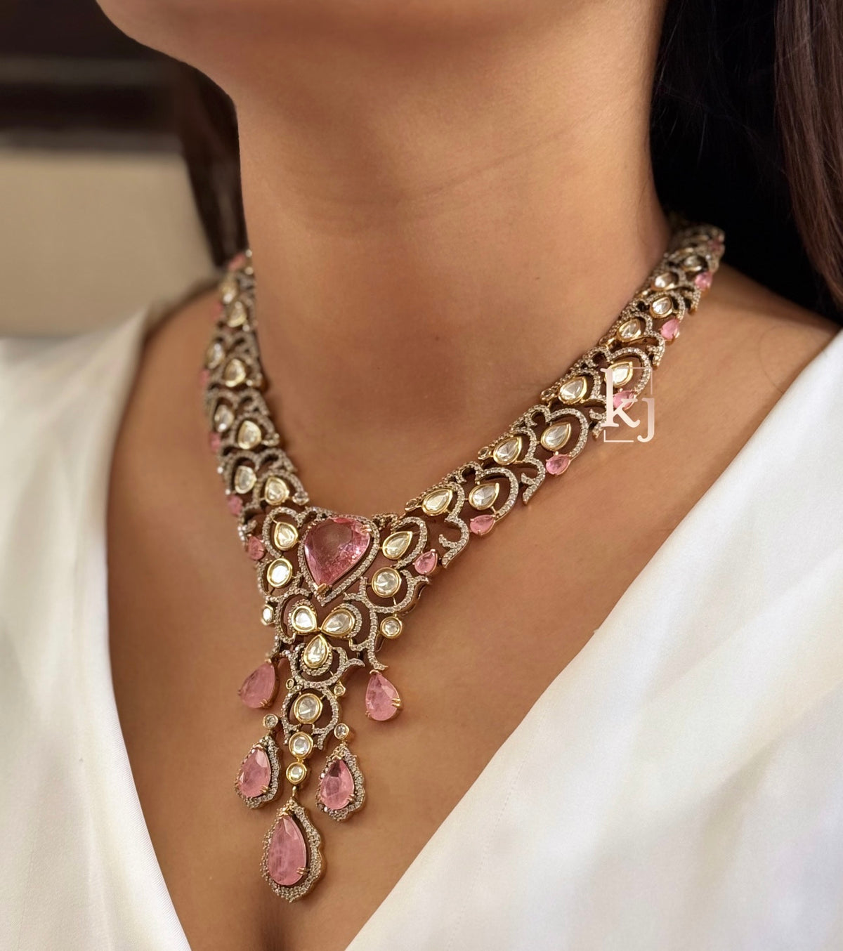 Flowi necklace set
