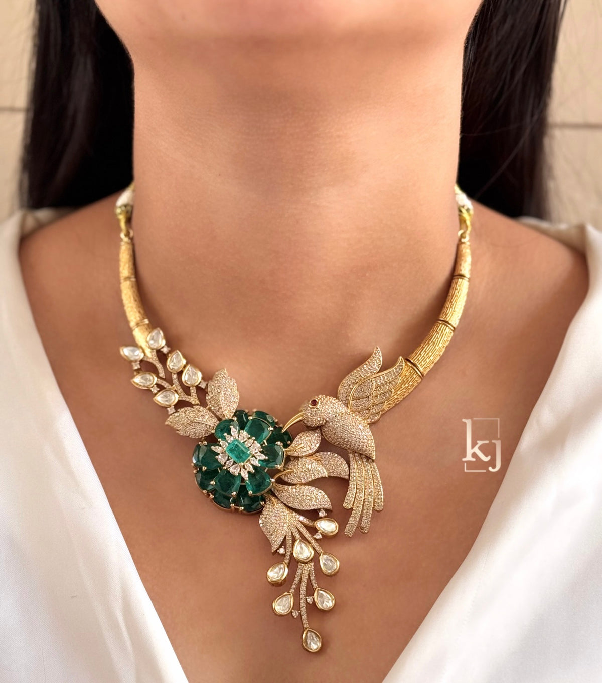 Shriyv necklace set