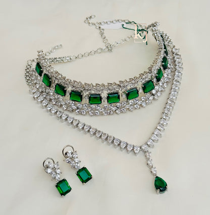 Gristle necklace set