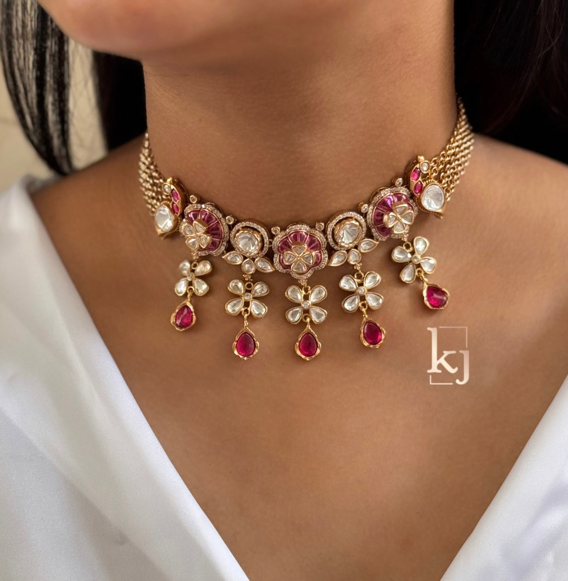 Harper choker set