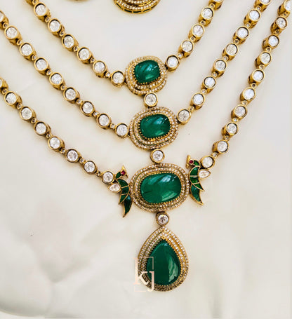 Naina 3 layer necklace set