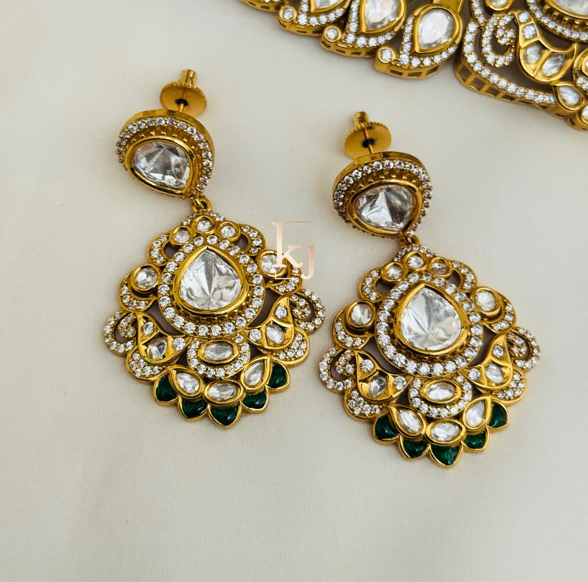 Lisara necklace set