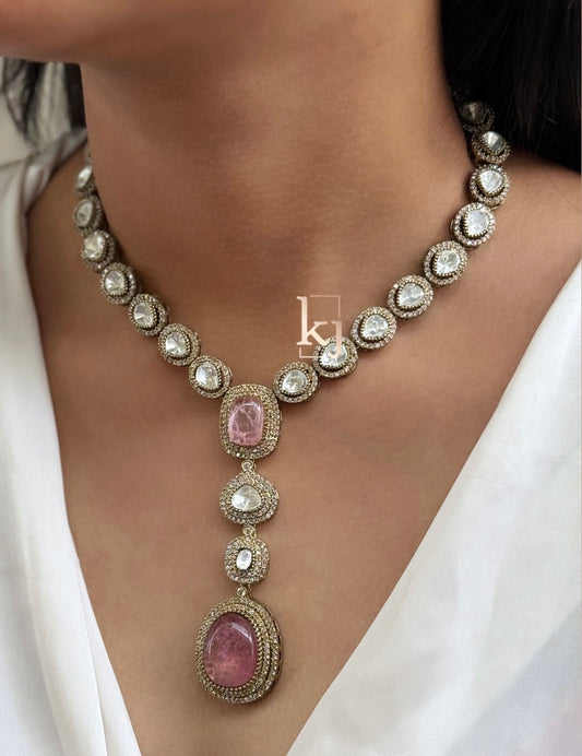 Aida pendant set