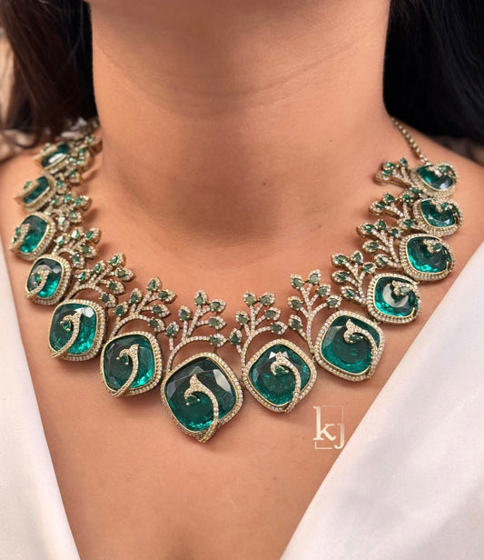 Niyo necklace set