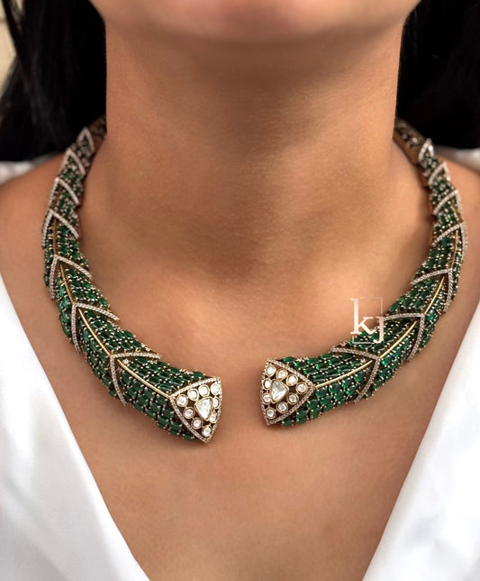 Niva necklace set