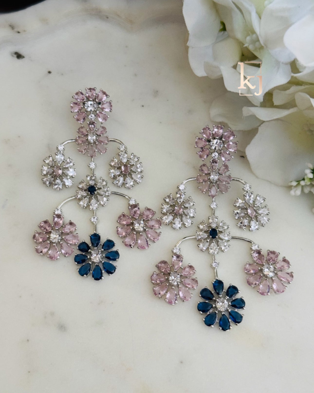 Serri Earrings set