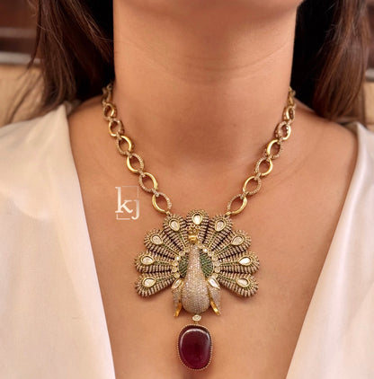 Krizaa pendant set