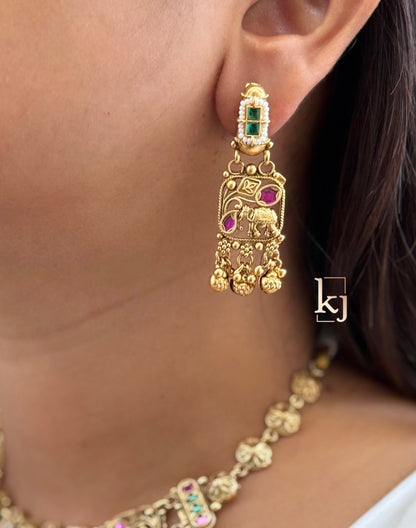 Helly necklace set