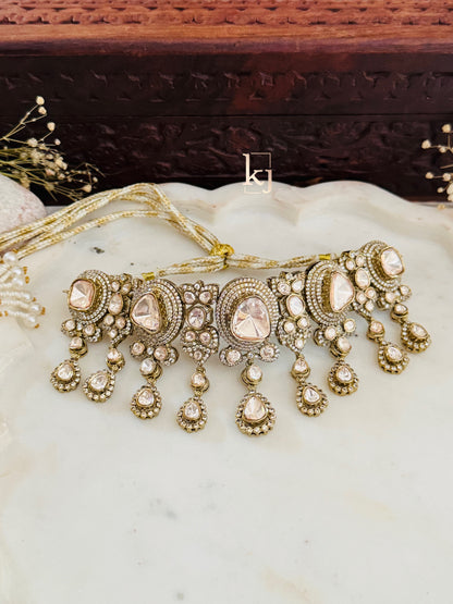 Sarai choker set