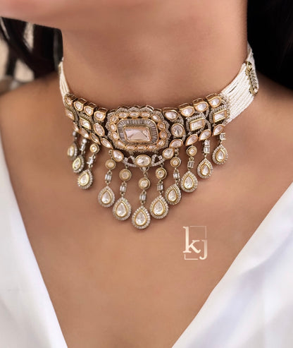 Avis Choker set