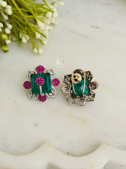 Shenal earrings set