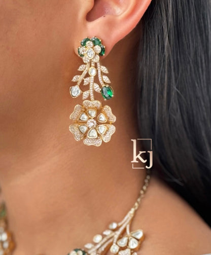 Miyo Necklace set