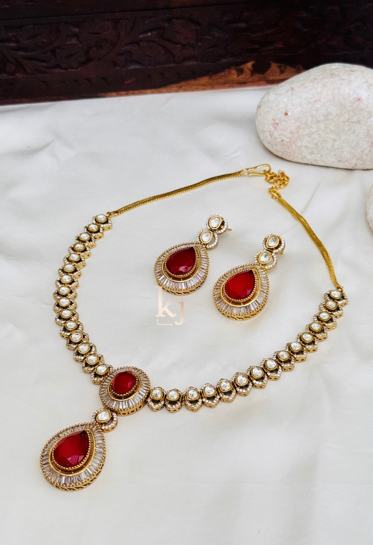 Sameera necklace set