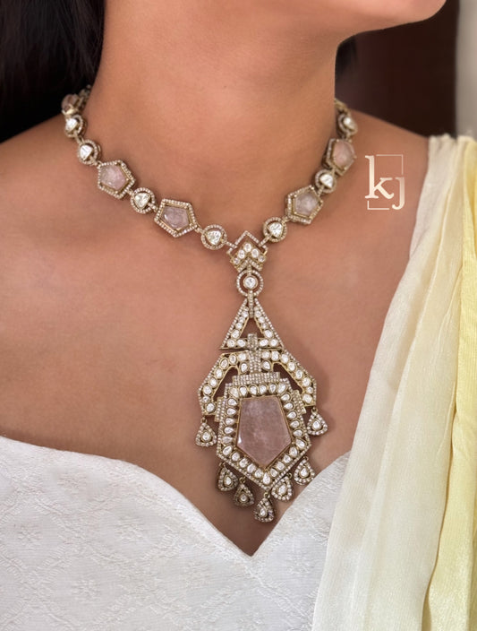 Leola pendant set