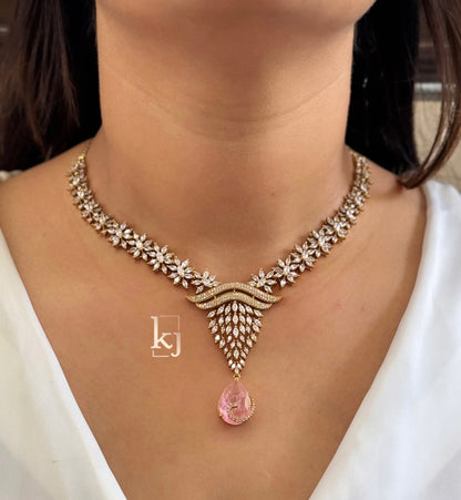 Vinisa necklace set