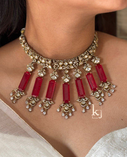 Meade necklace set