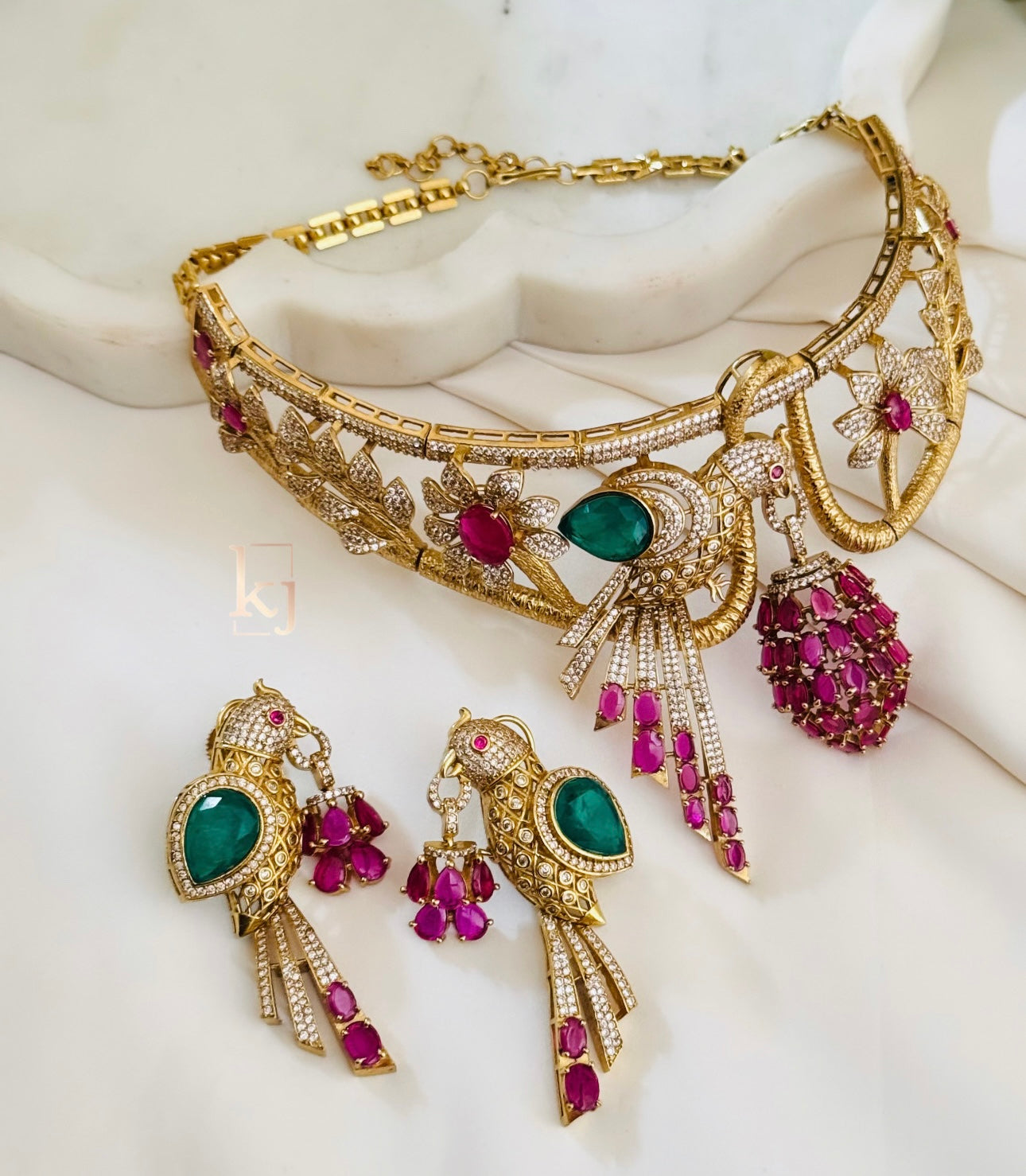 Bizaal choker set