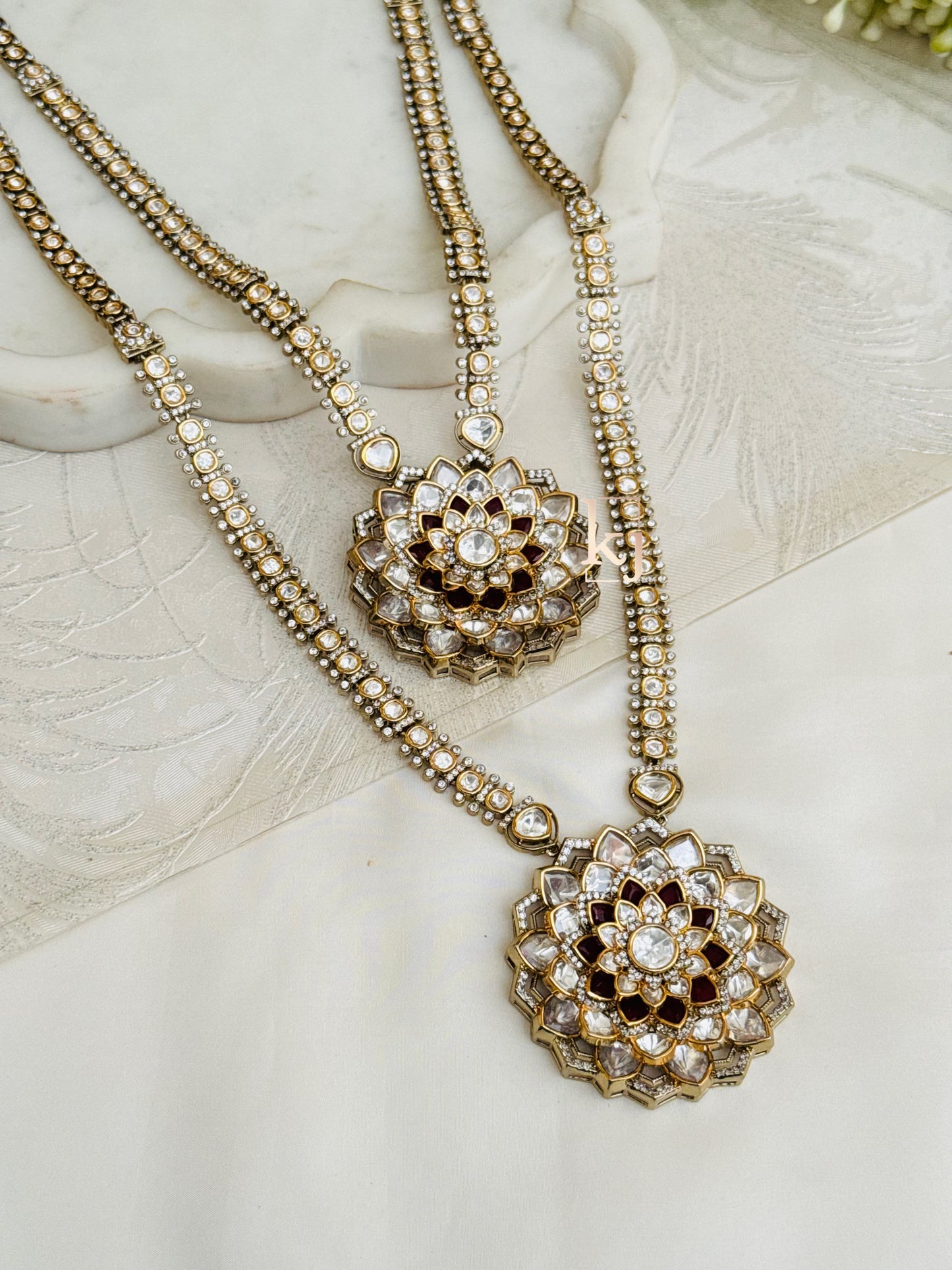 Neolani 2 layers pendant set